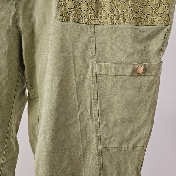 Soft Surrounding Pants 3X Plus Cargo Style Convertible Leg Eyelet Pockets Green - Picture 7 of 13